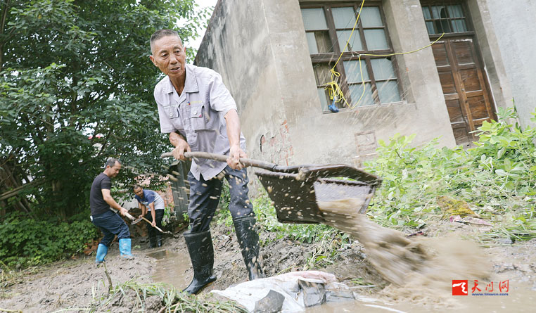 “守堤就是守护自己的家园”